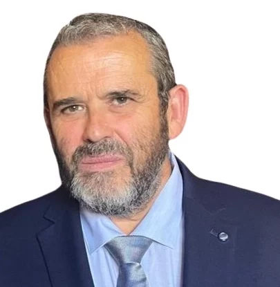 manuel-removebg-preview